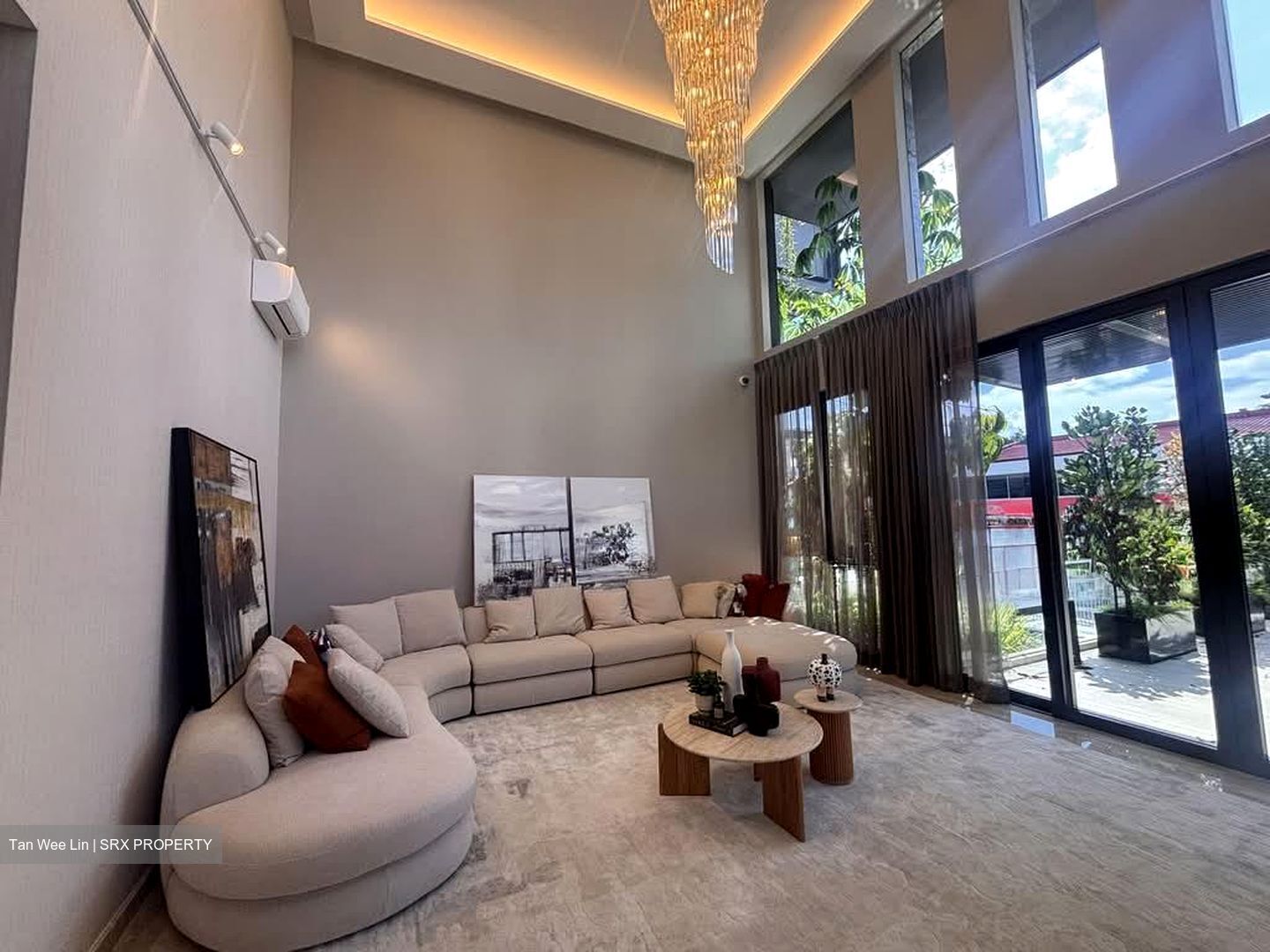 Fernhill Road (D10), Semi-Detached #576712961